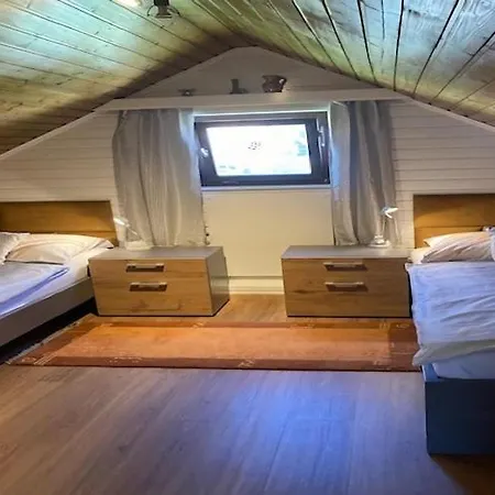 In Nahe Skigebiet Petzen