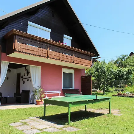 Vakantiehuis In Nahe Skigebiet Petzen Eberndorf